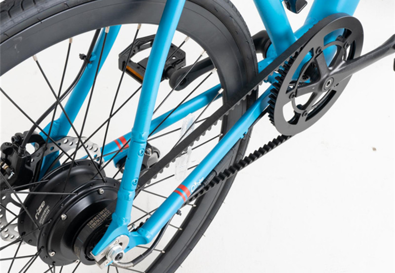 Bicicleta eléctrica Lee7000 700C para desplazamientos urbanos, bicicleta eléctrica de carretera, bicicleta eléctrica de una sola velocidad con transmisión por correa.
   